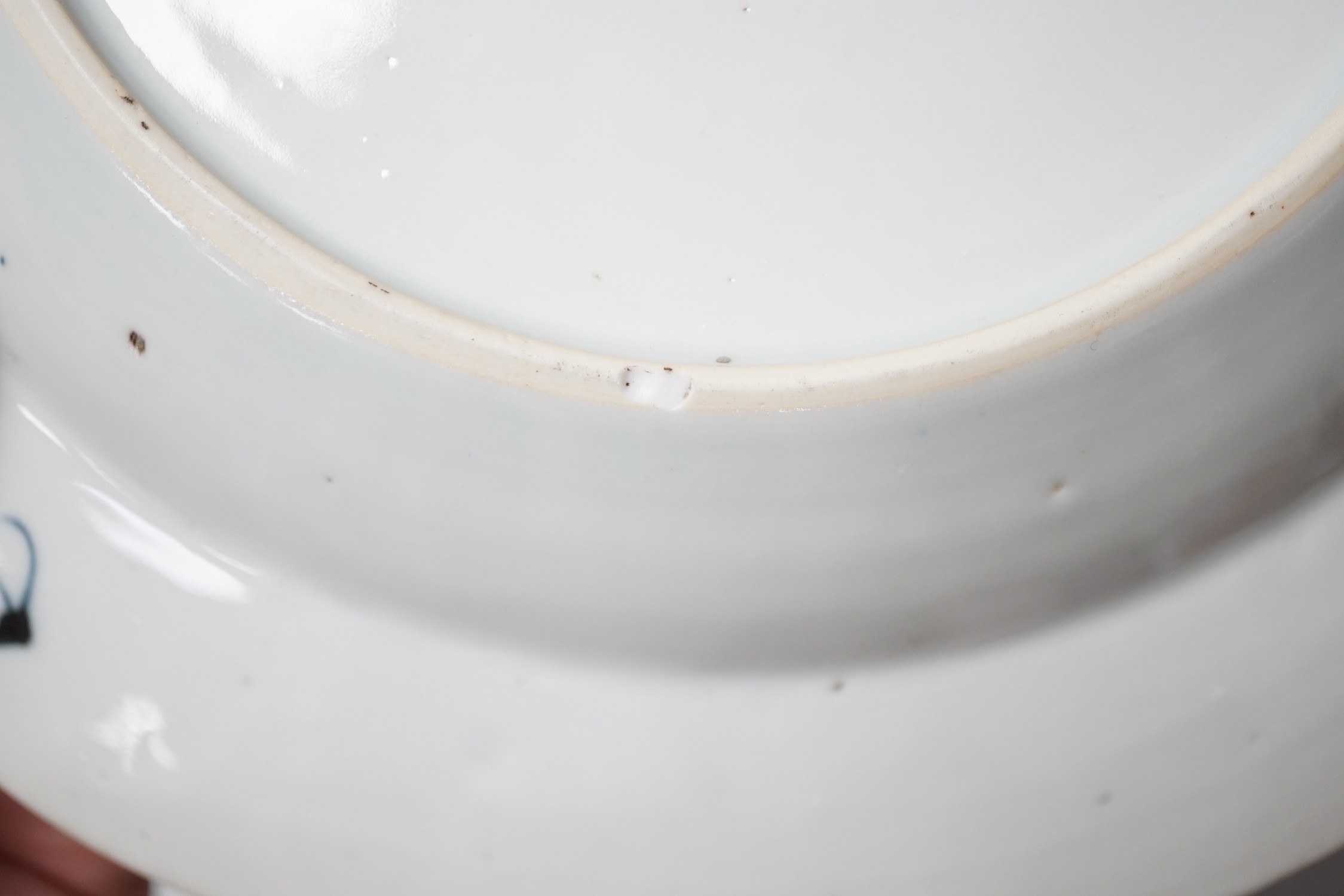 Five 18th century Chinese blue and white plates. 22.5cm diameter
